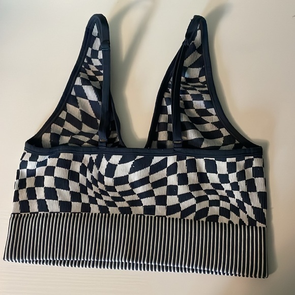 Tank top from Garage - Picture 3 of 4